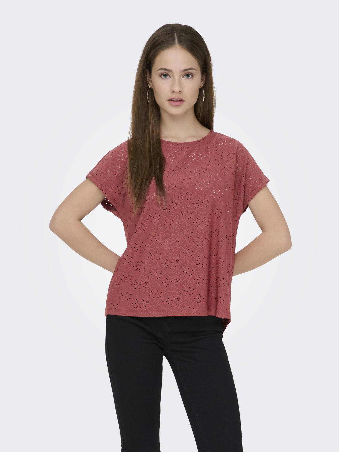model_shot-front