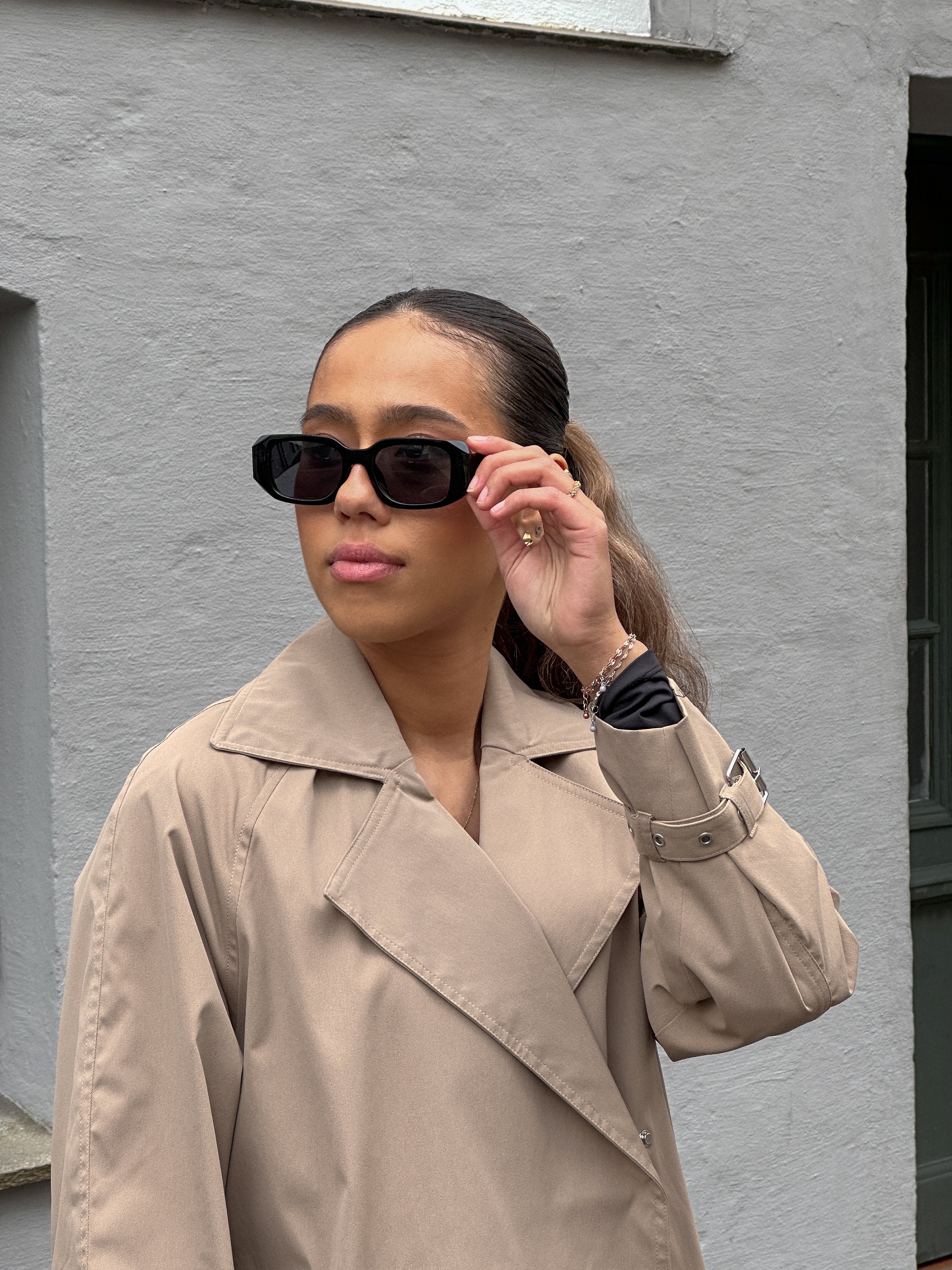 STUSADES Sunglasses - Sort