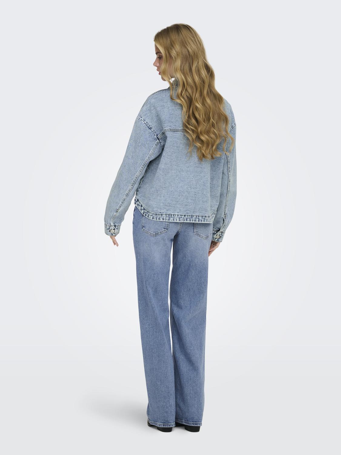 model_shot-back