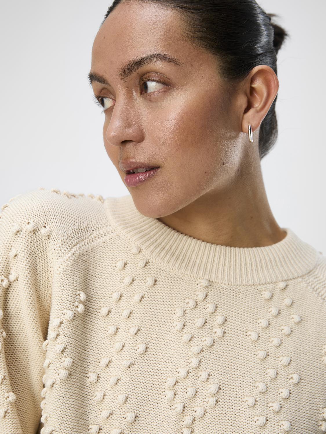 model_shot-detail