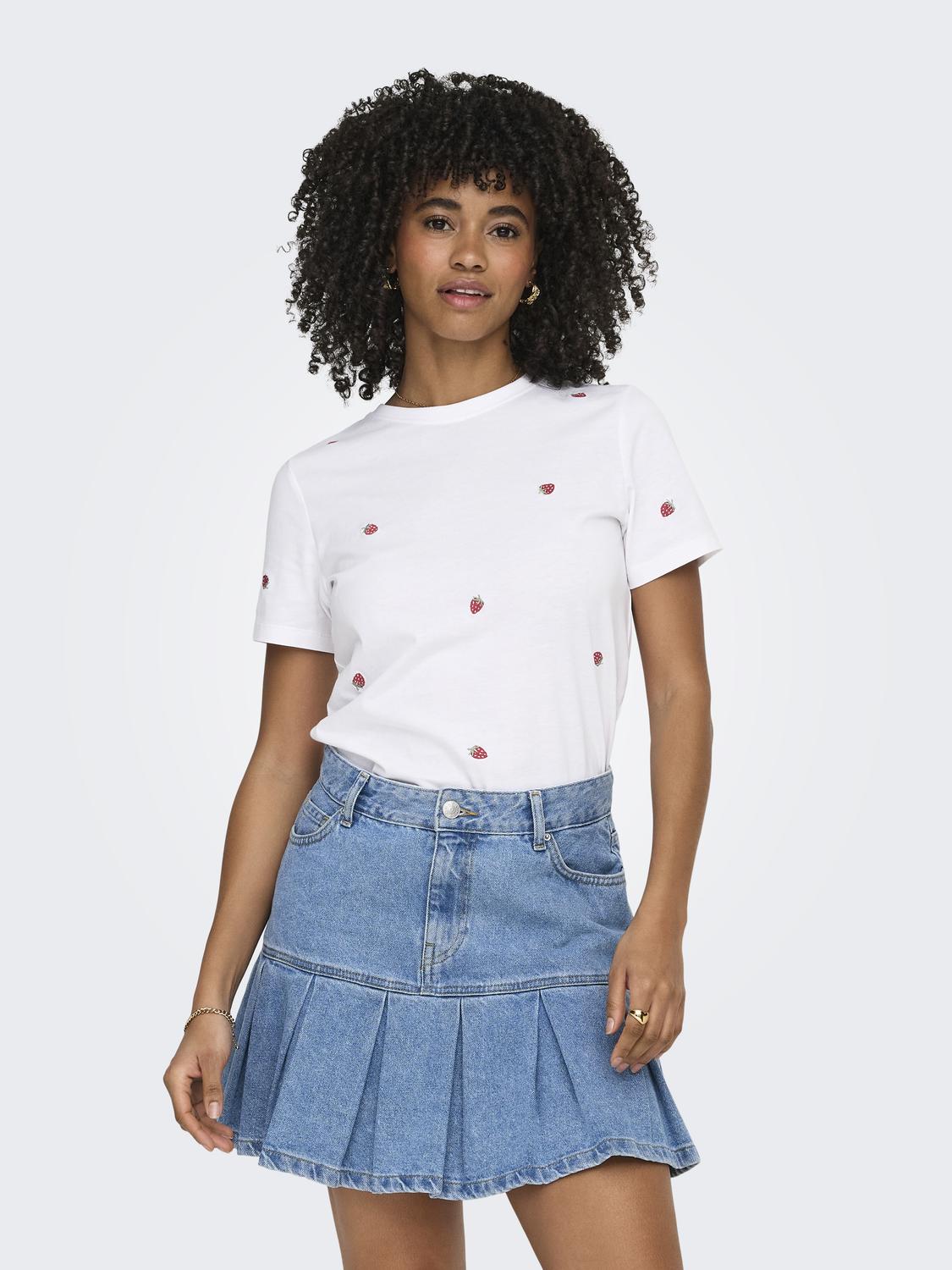 model_shot-front