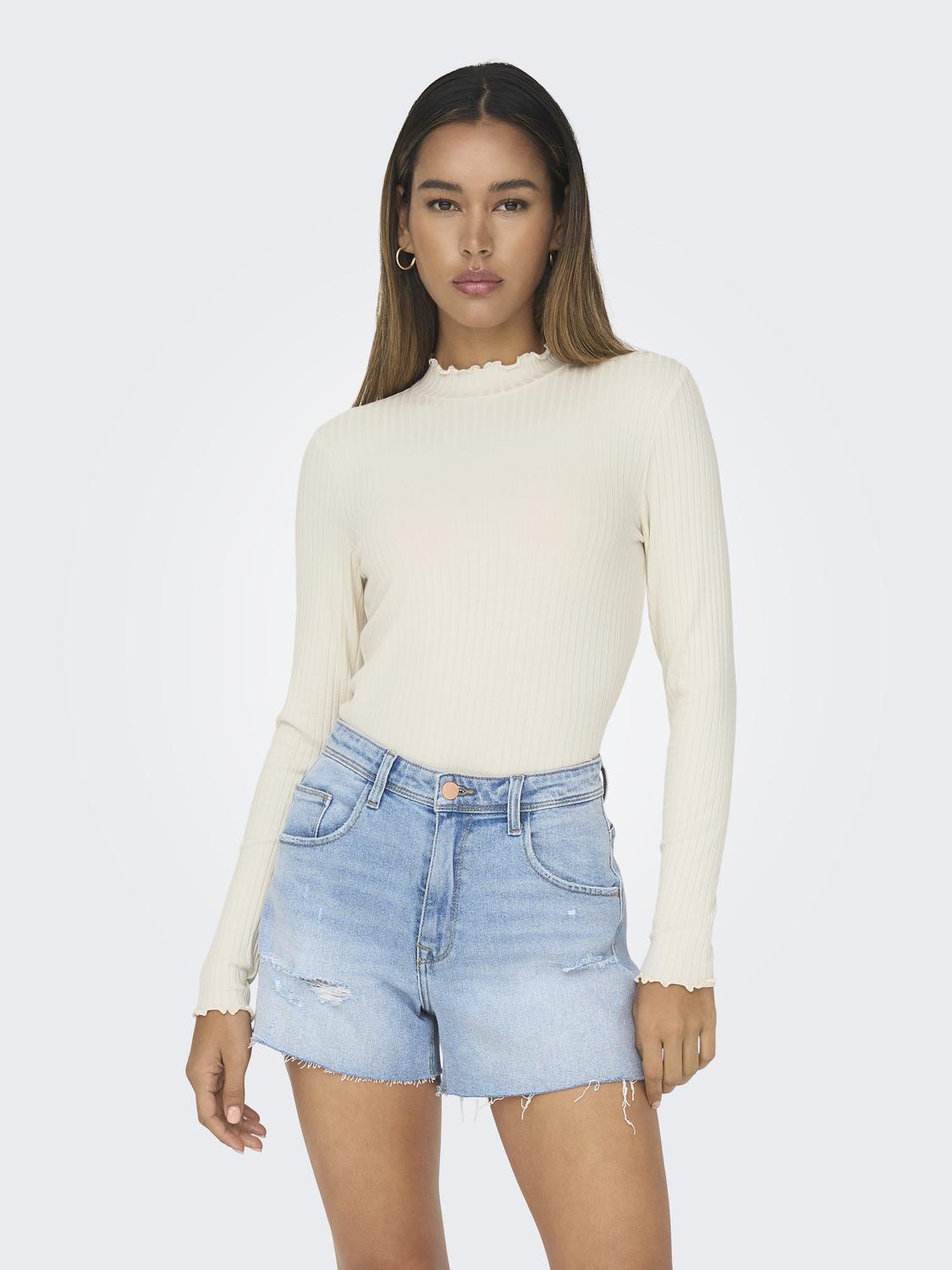 model_shot-front
