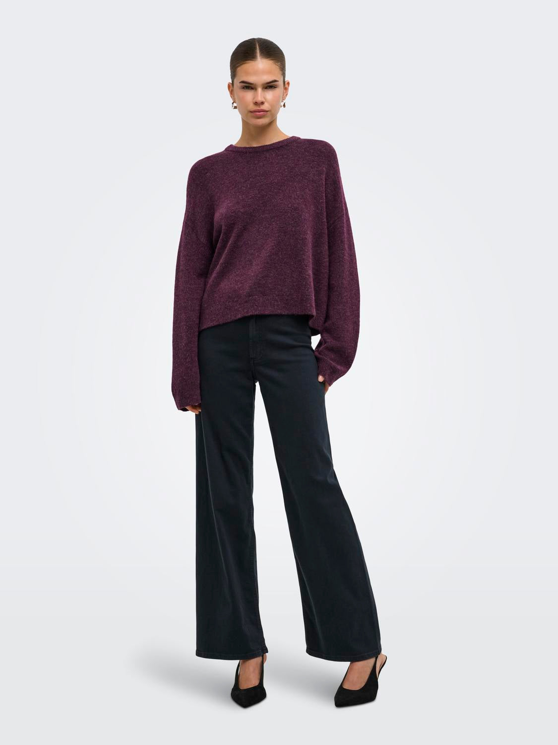 model_shot-front_full