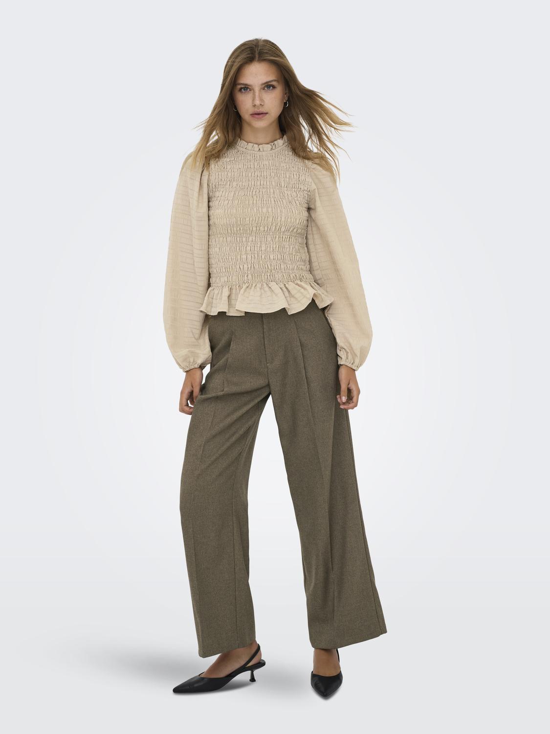 model_shot-front_full