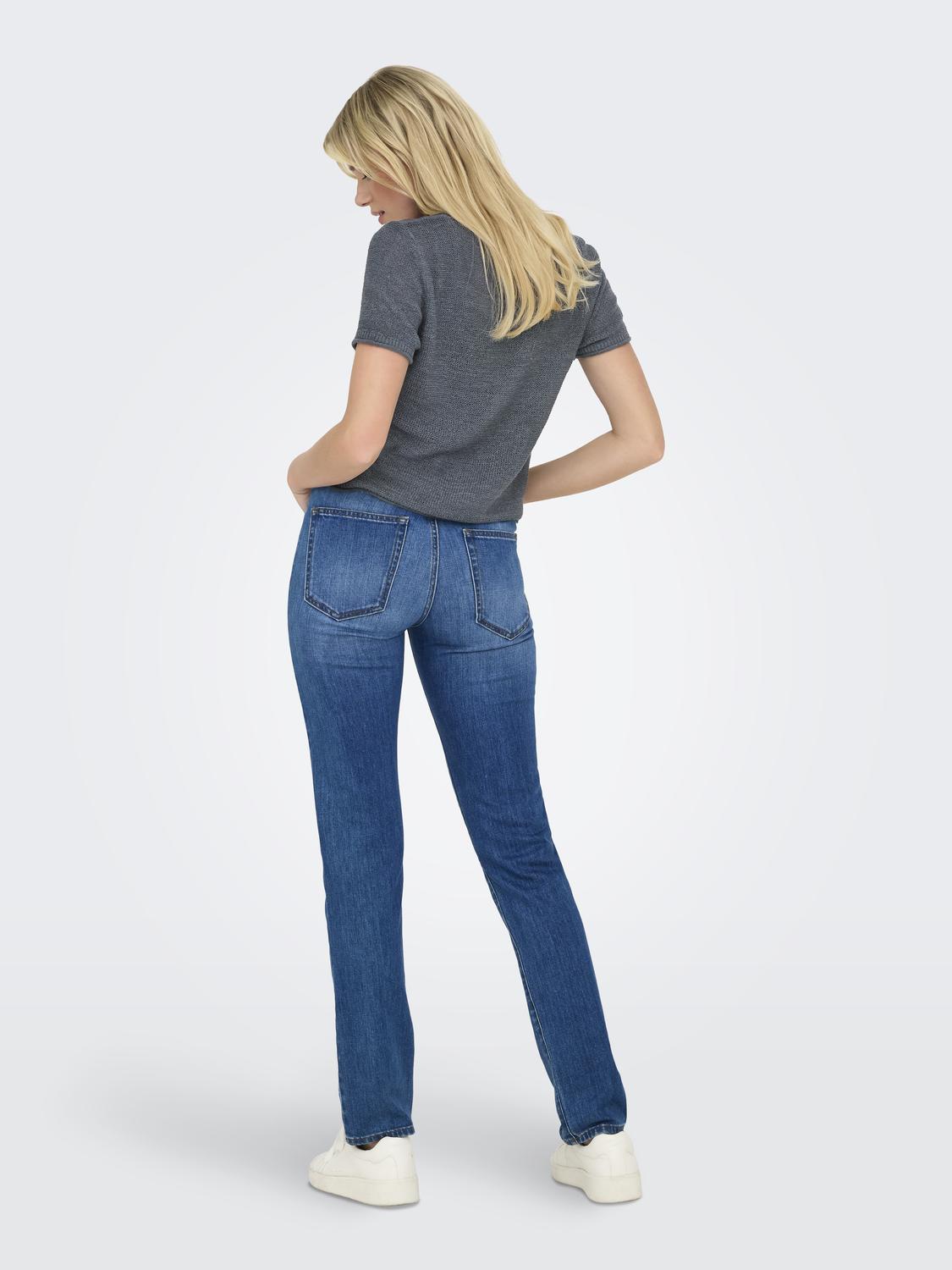 model_shot-back