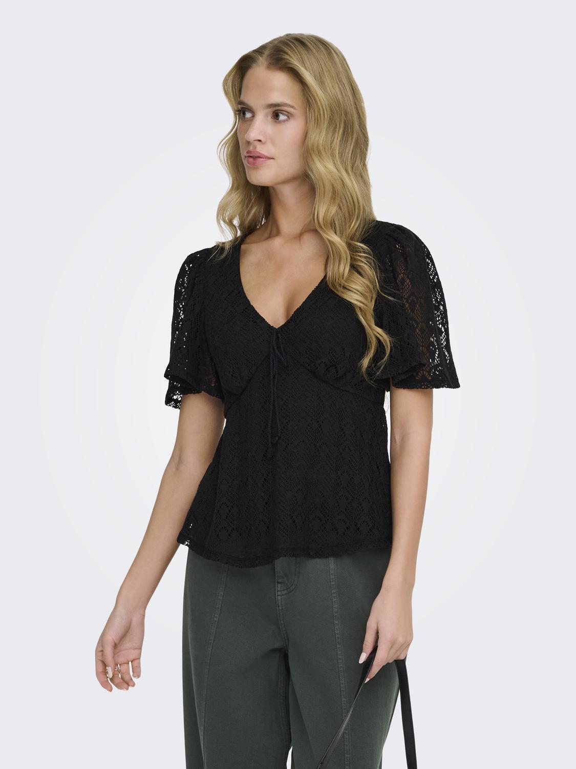 model_shot-front