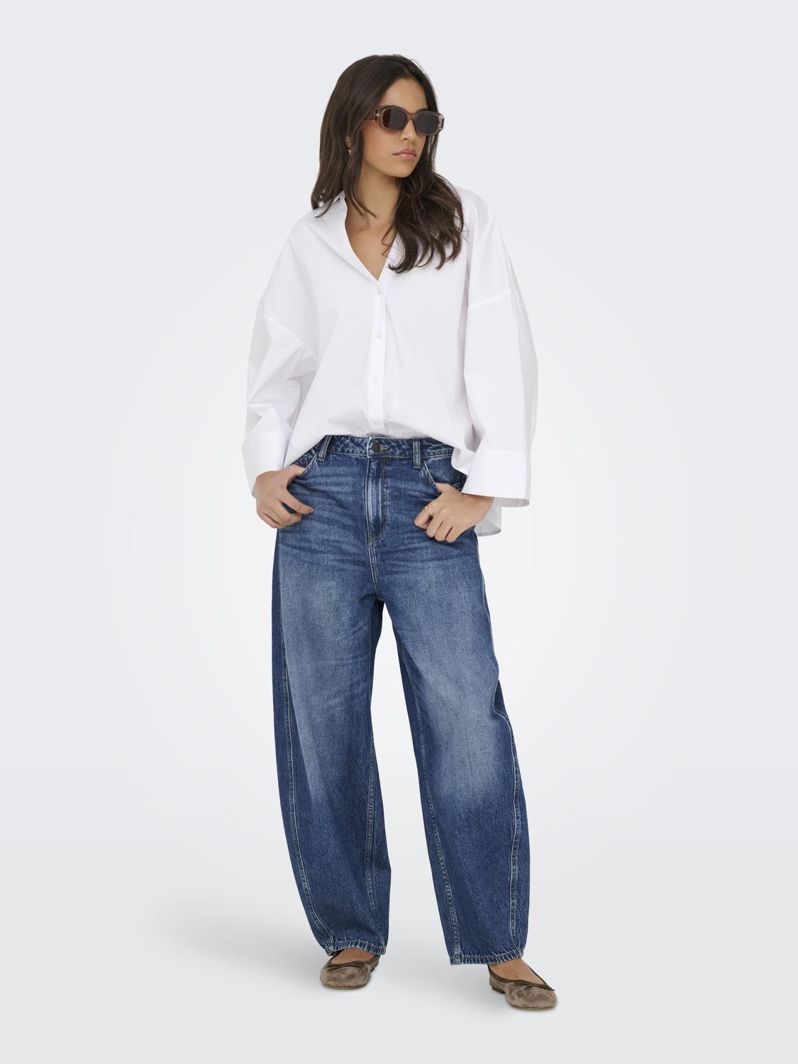 model_shot-front_full