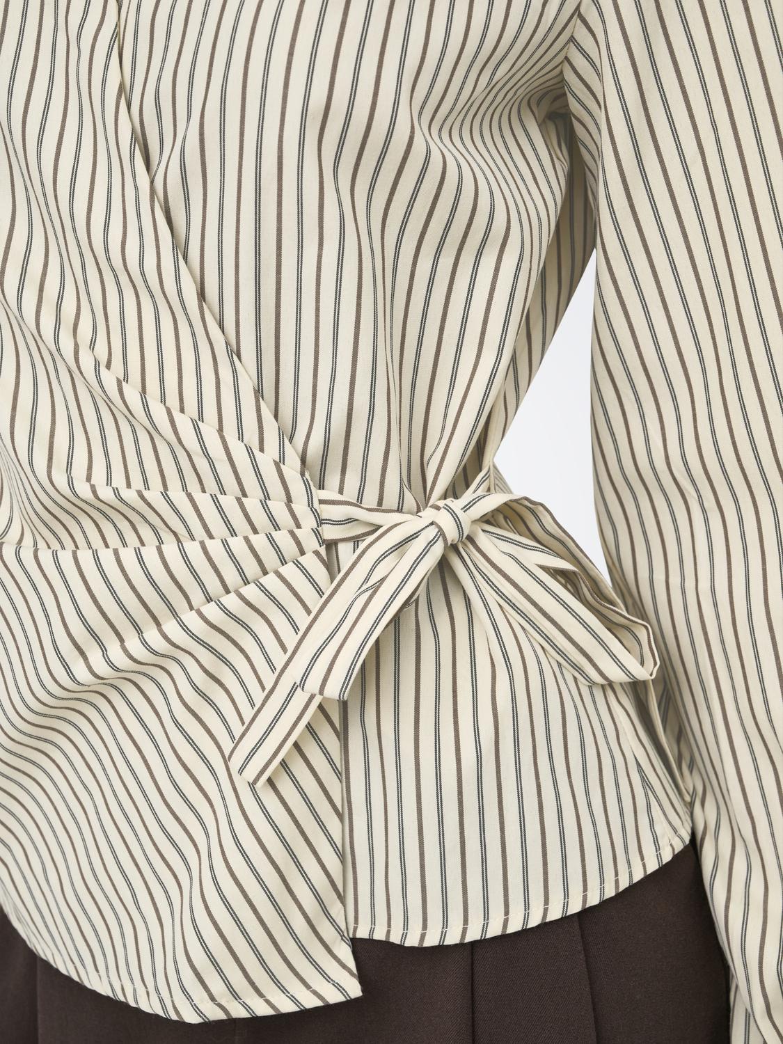 model_shot-detail