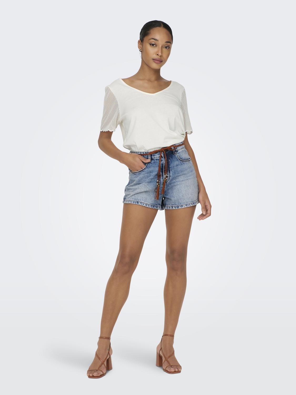 model_shot-front_full