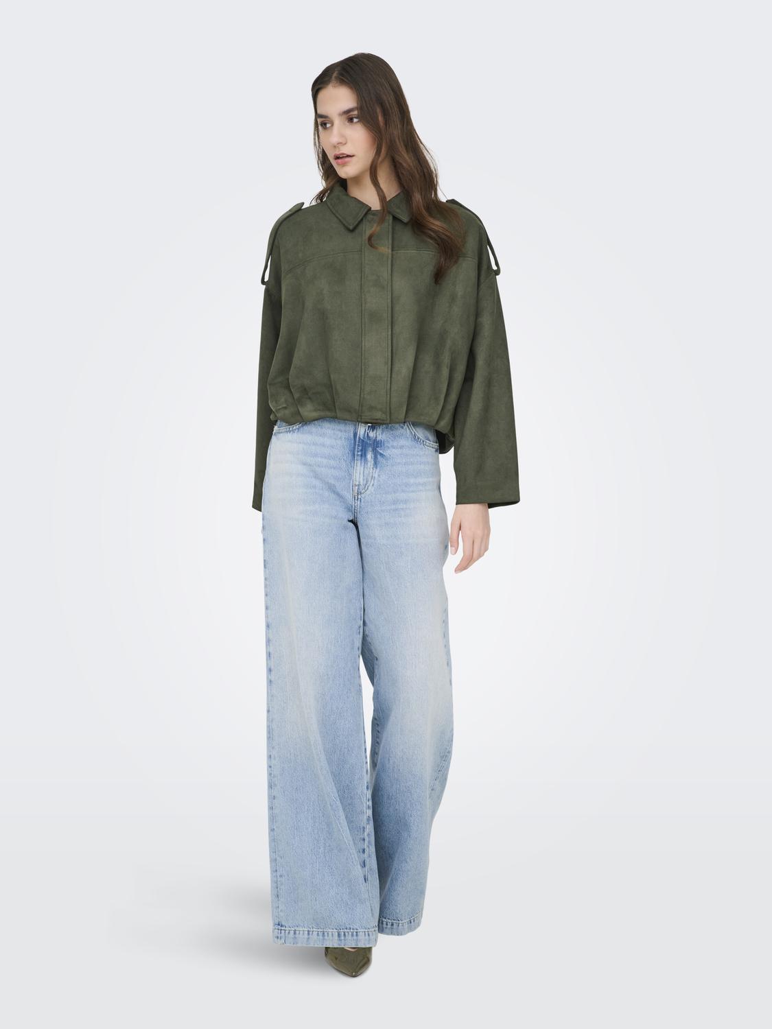 model_shot-front_full