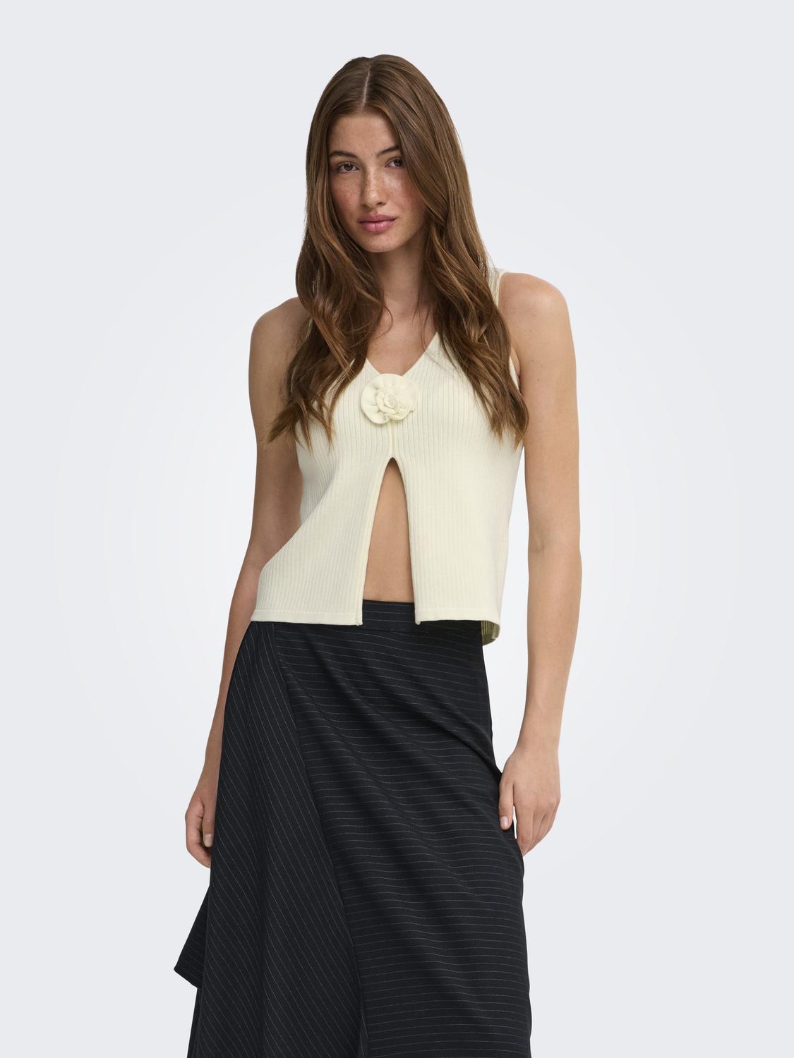 model_shot-front