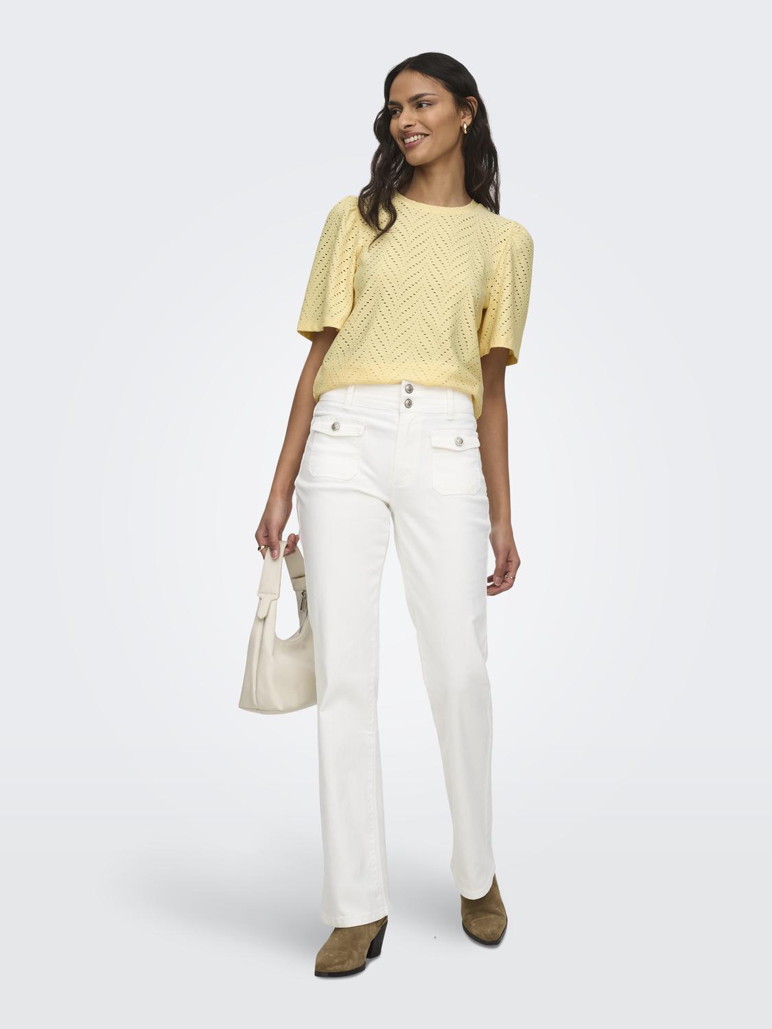 model_shot-front_full