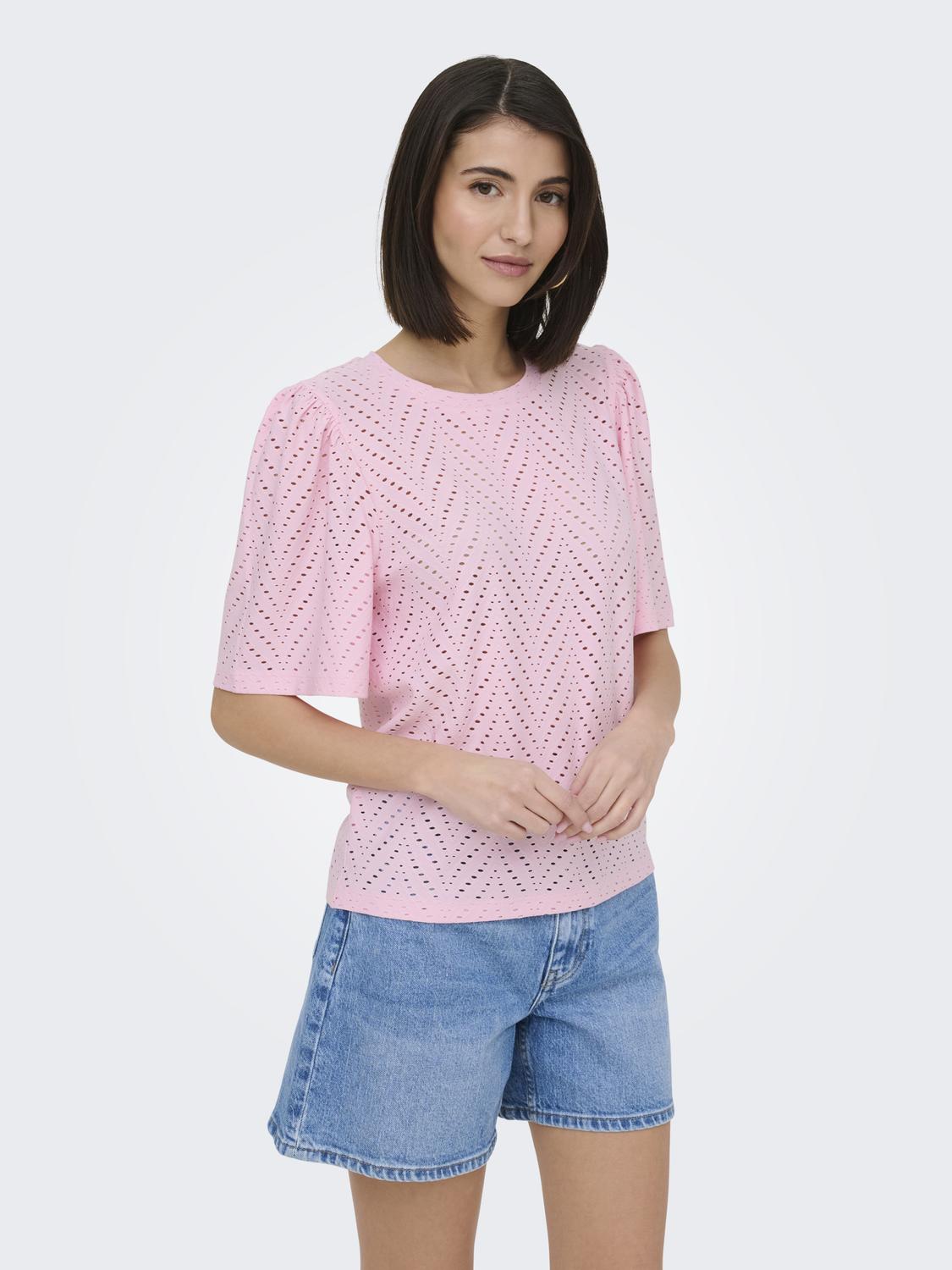 model_shot-front