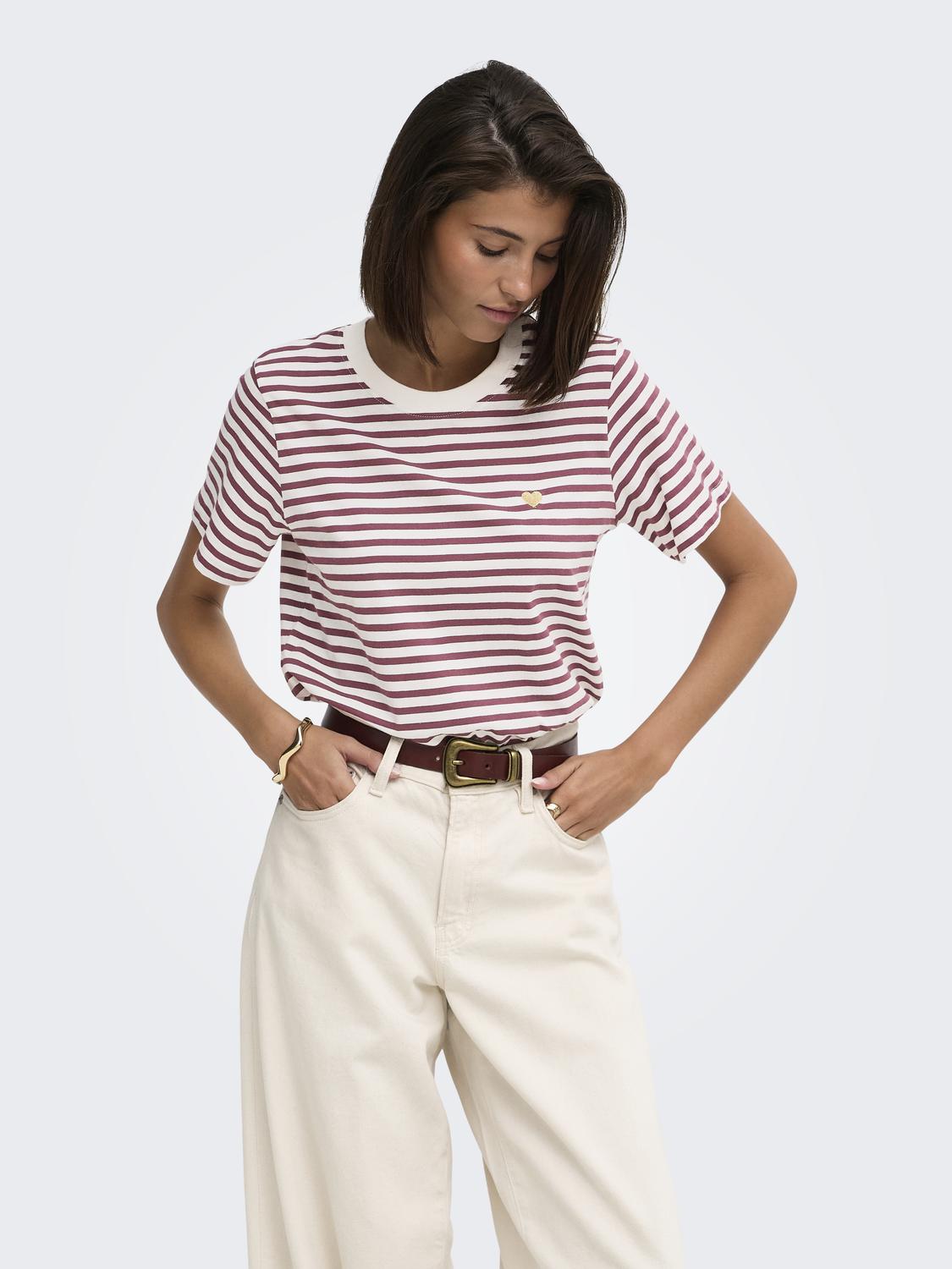 model_shot-front