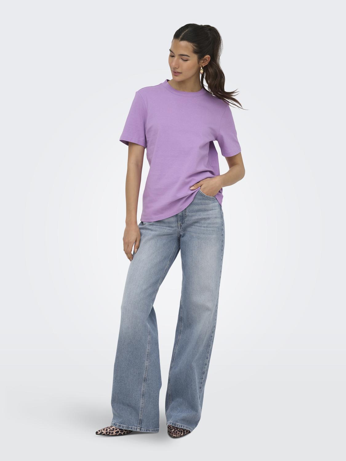 model_shot-front_full