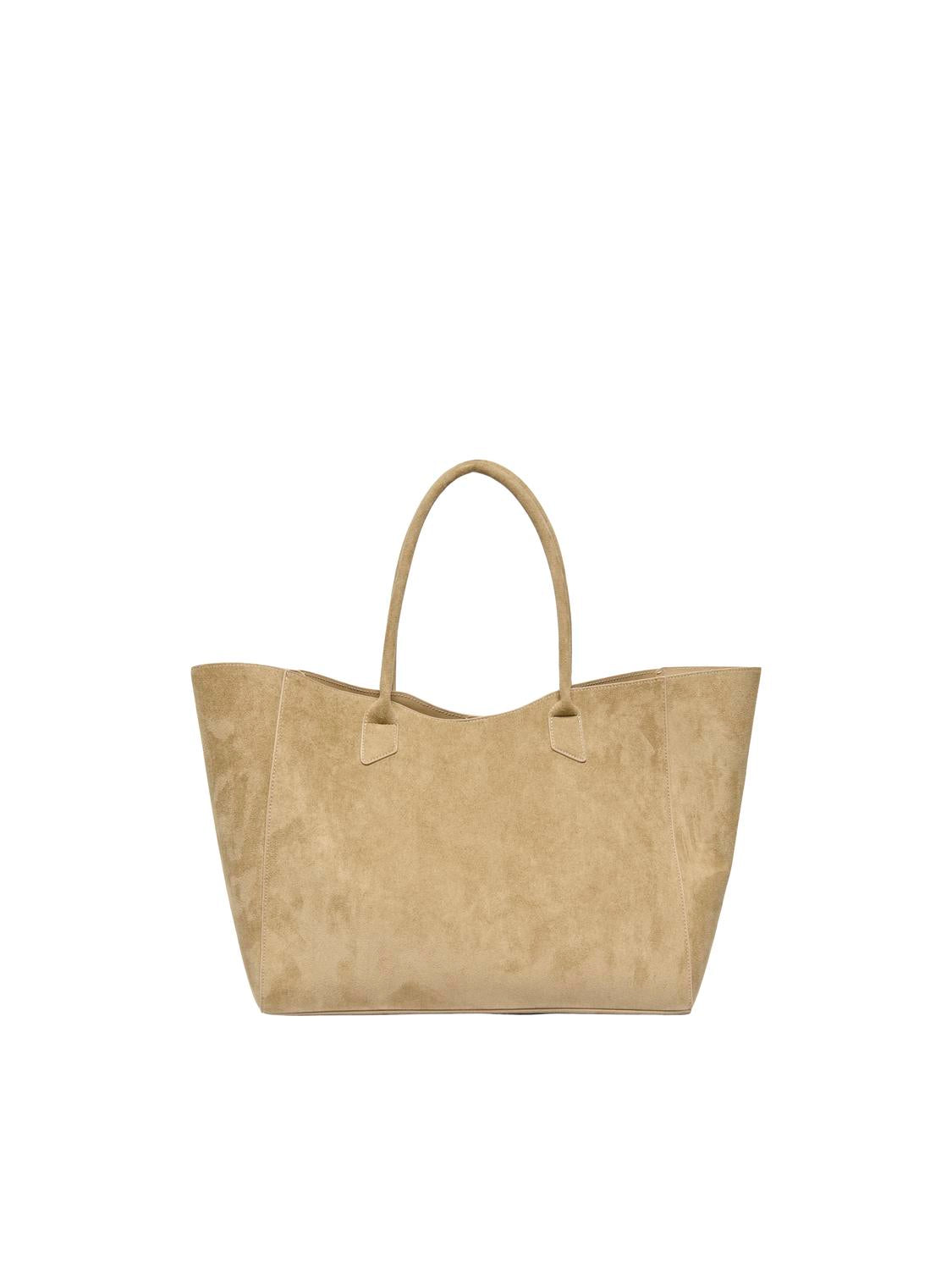 pack_shot-front