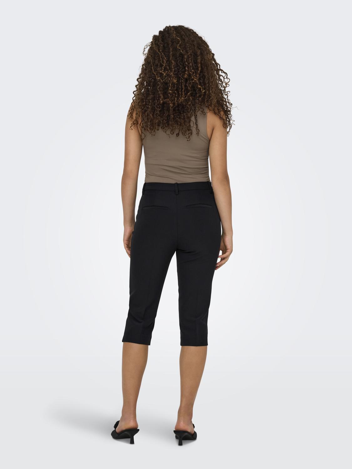 model_shot-back