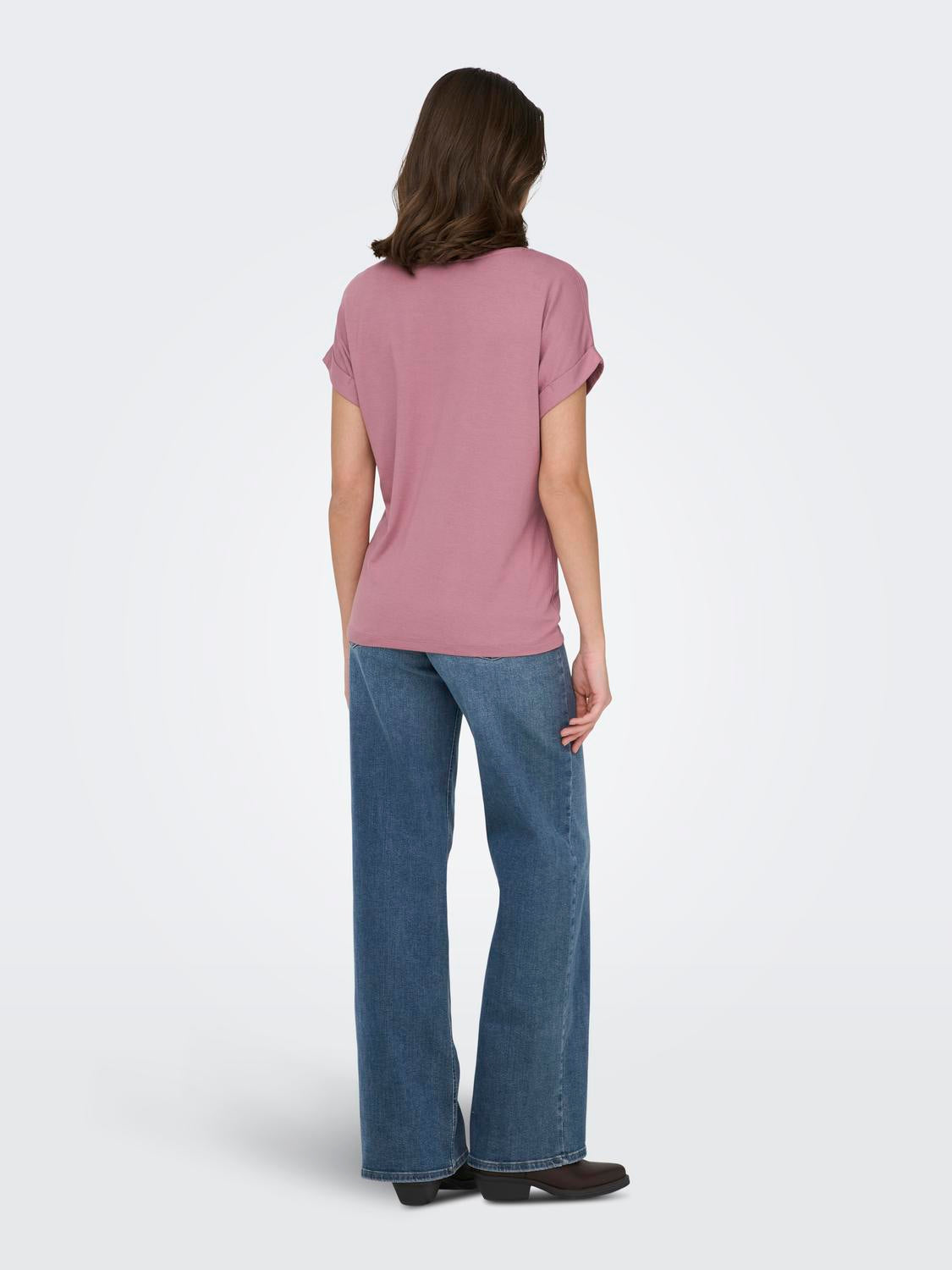 model_shot-back