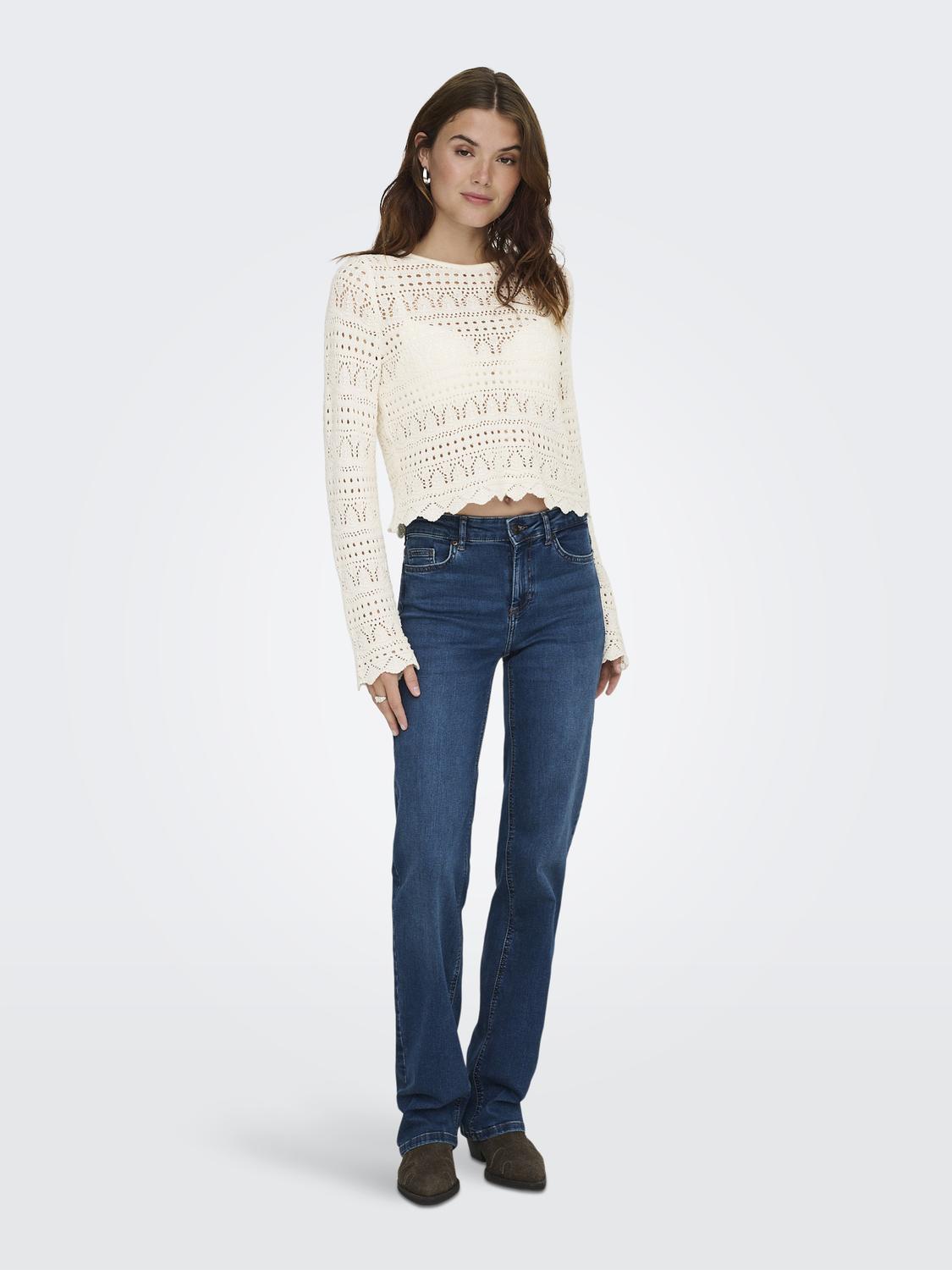 model_shot-front_full