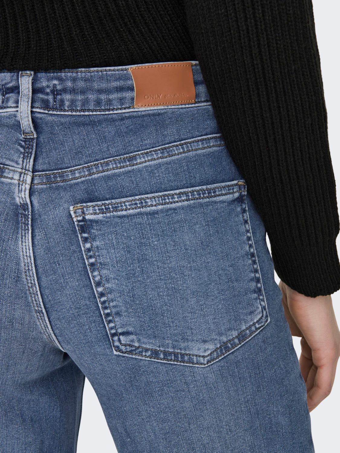 ONLMADISON BLUSH HW Wide Jeans - CRO372